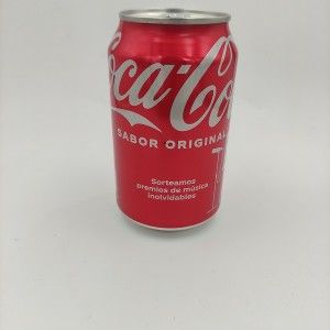 Lata de Coca Cola Ocultación TARA ESTETICA